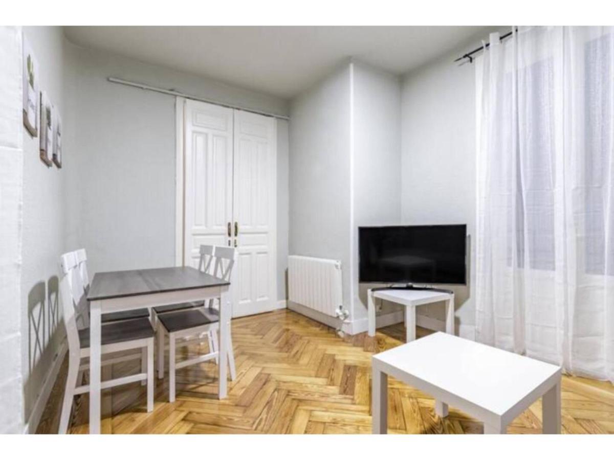 マドリードSilencioso Apartamento En Bailen-La Latinaアパートメント エクステリア 写真